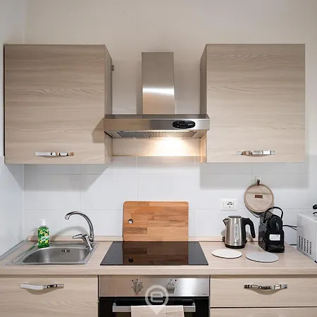 New Sandalia House - Elicriso Apartman *